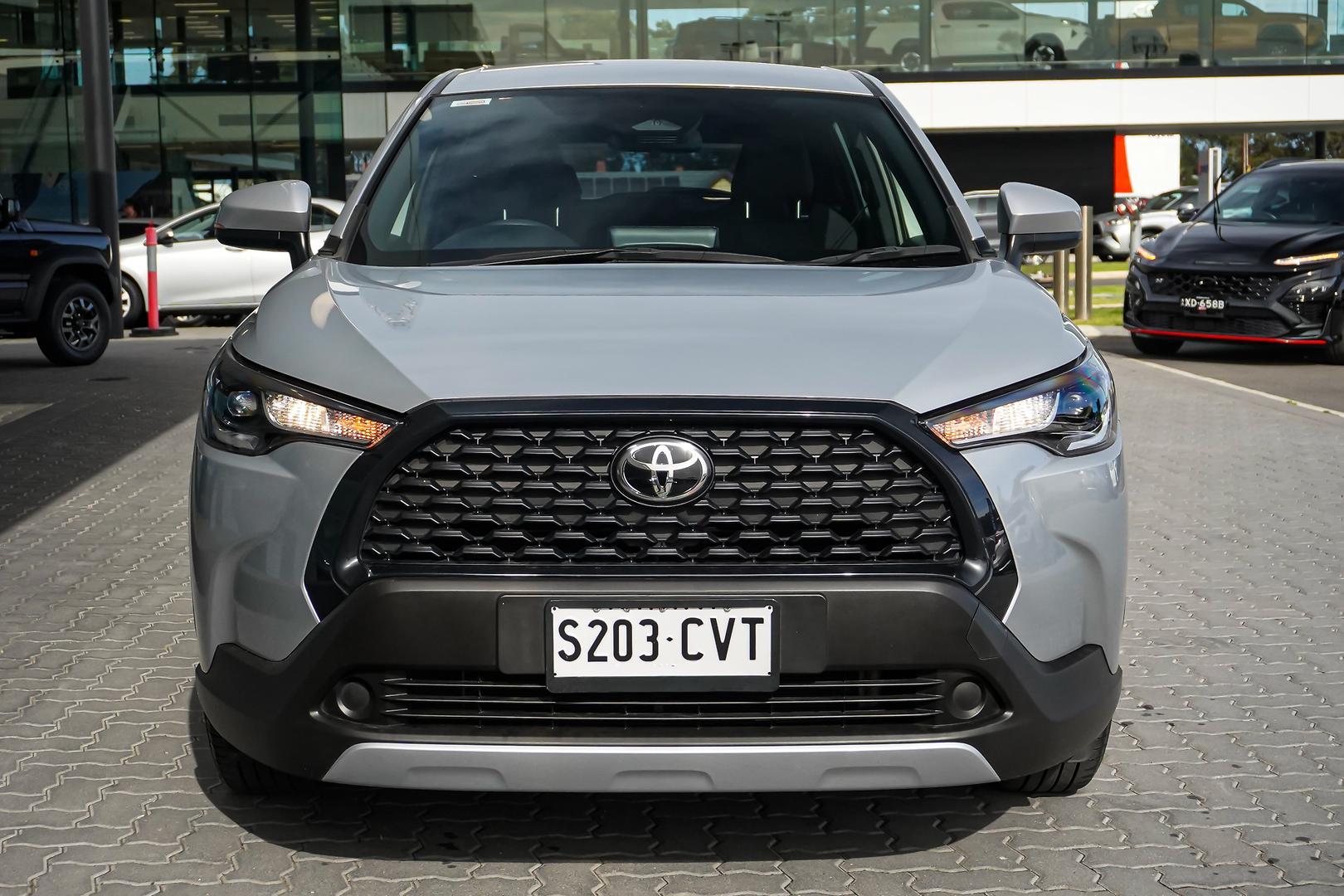 2023 Toyota Corolla Cross GX in Silver