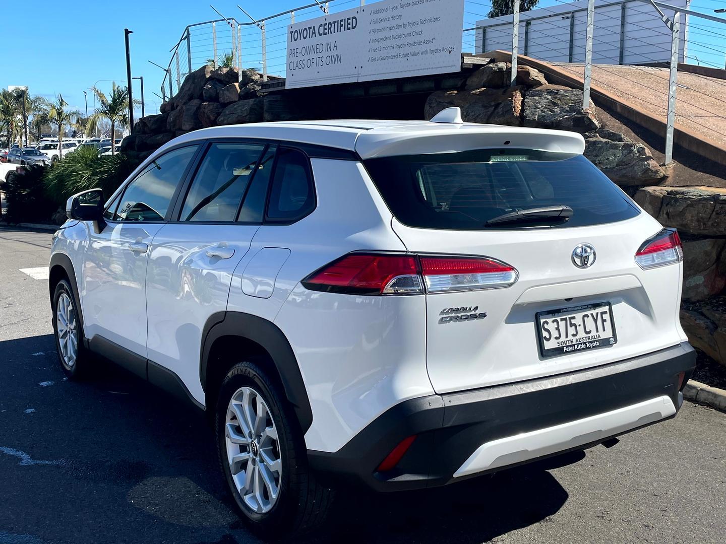 2023 Toyota Corolla Cross GX in White