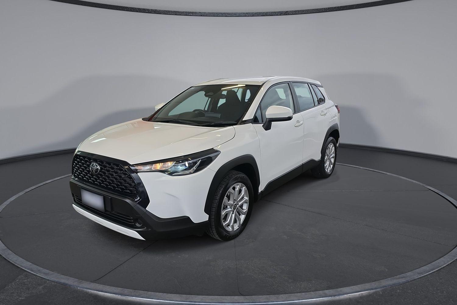 2024 Toyota Corolla Cross GX in White