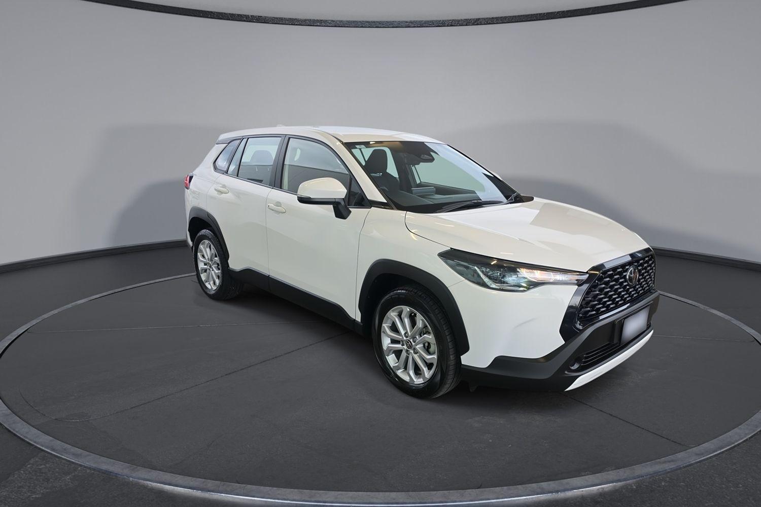 2024 Toyota Corolla Cross GX in White