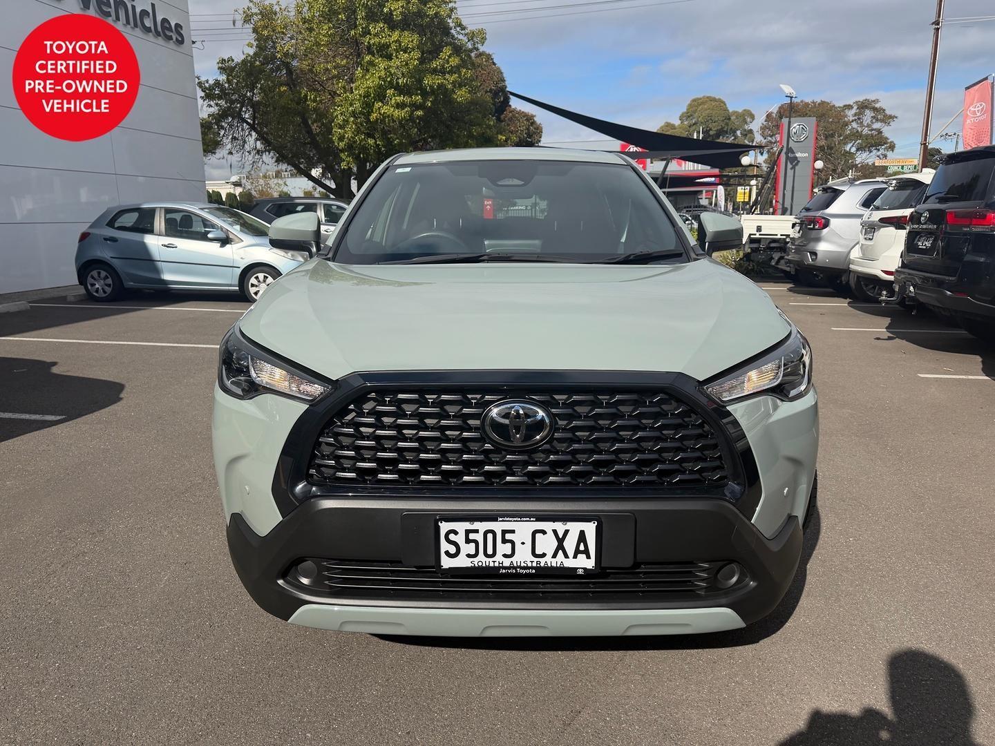 2023 Toyota Corolla Cross GX in Green