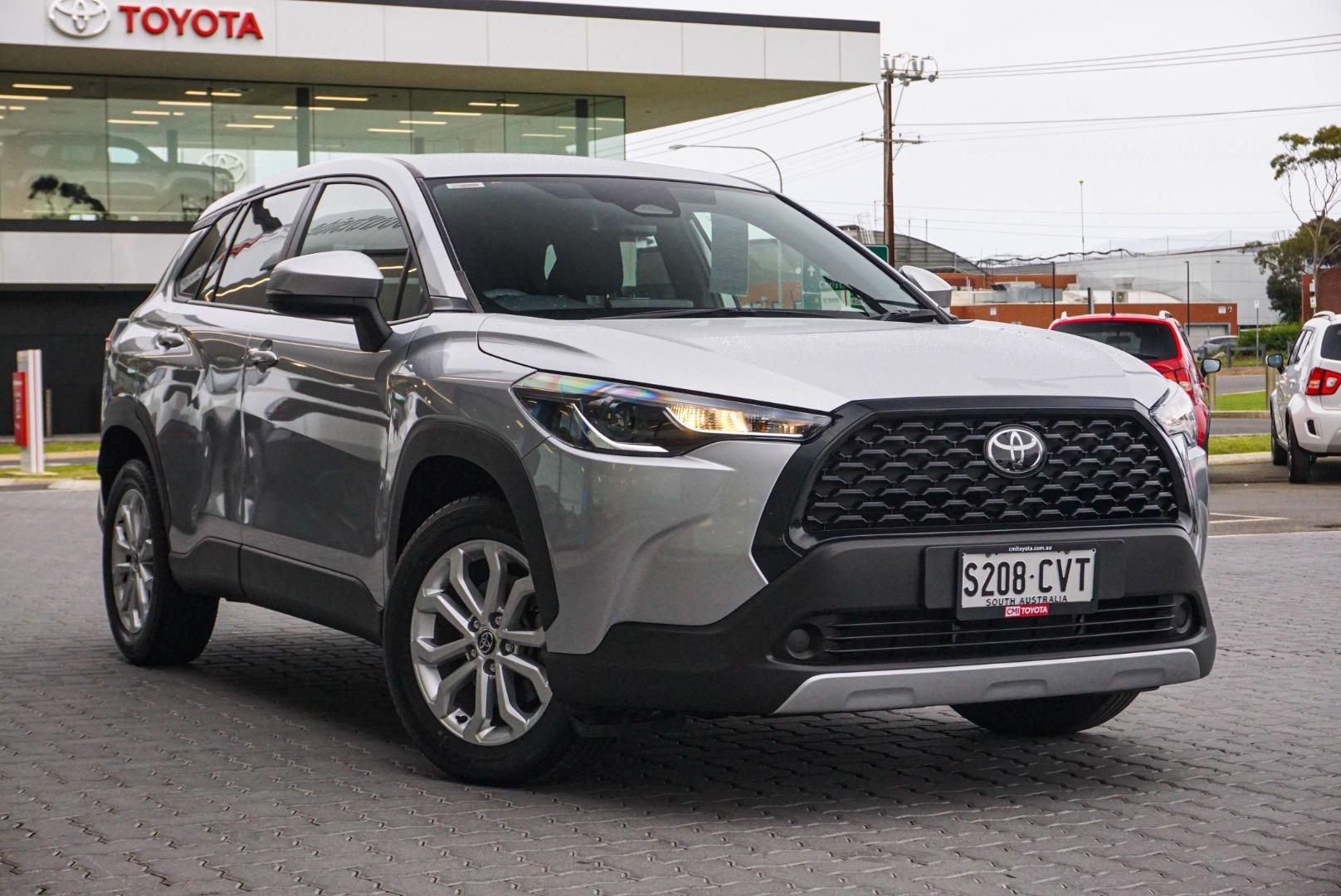 2023 Toyota Corolla Cross GX in Silver