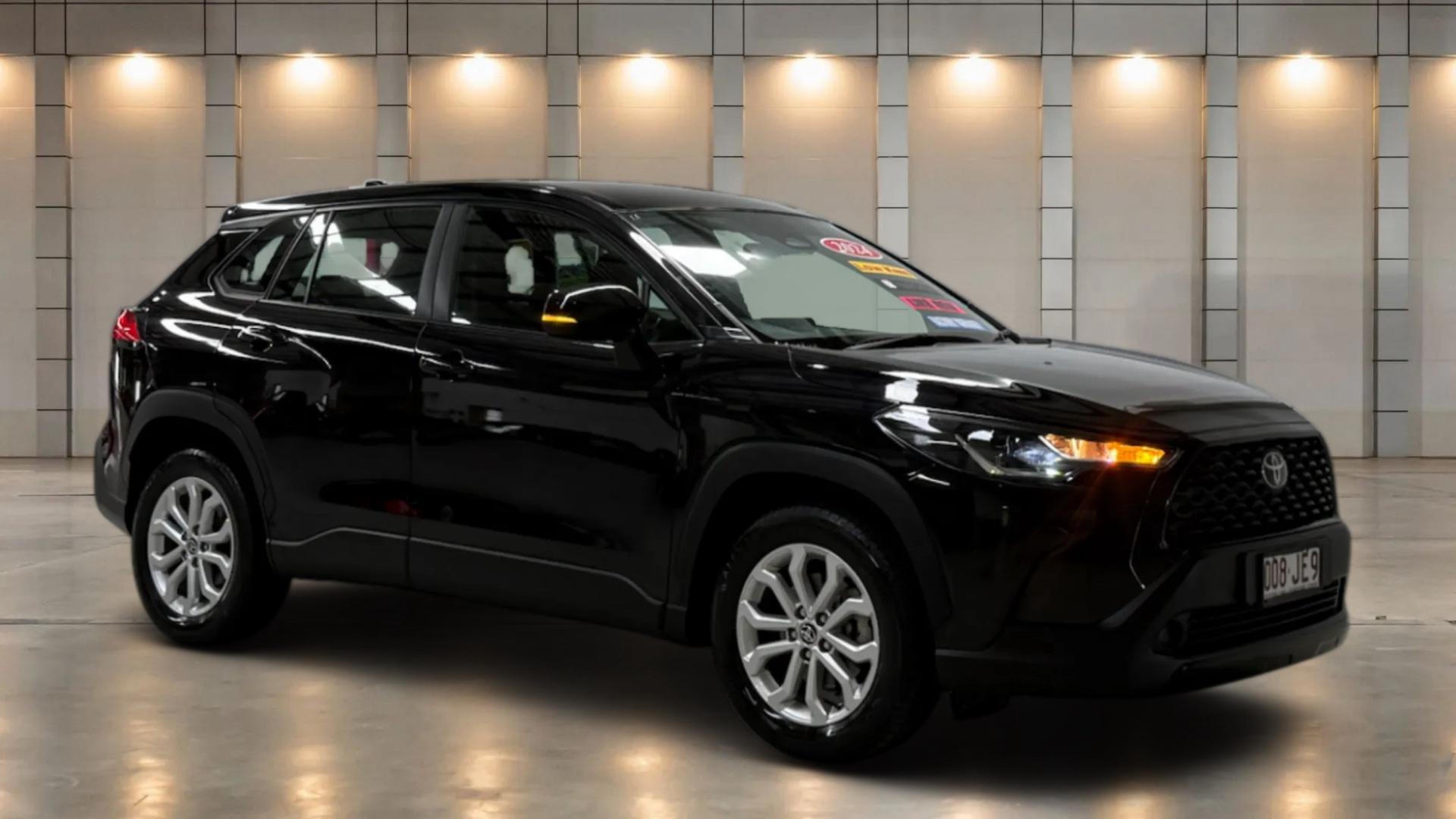 2023 Toyota Corolla Cross GX in Black
