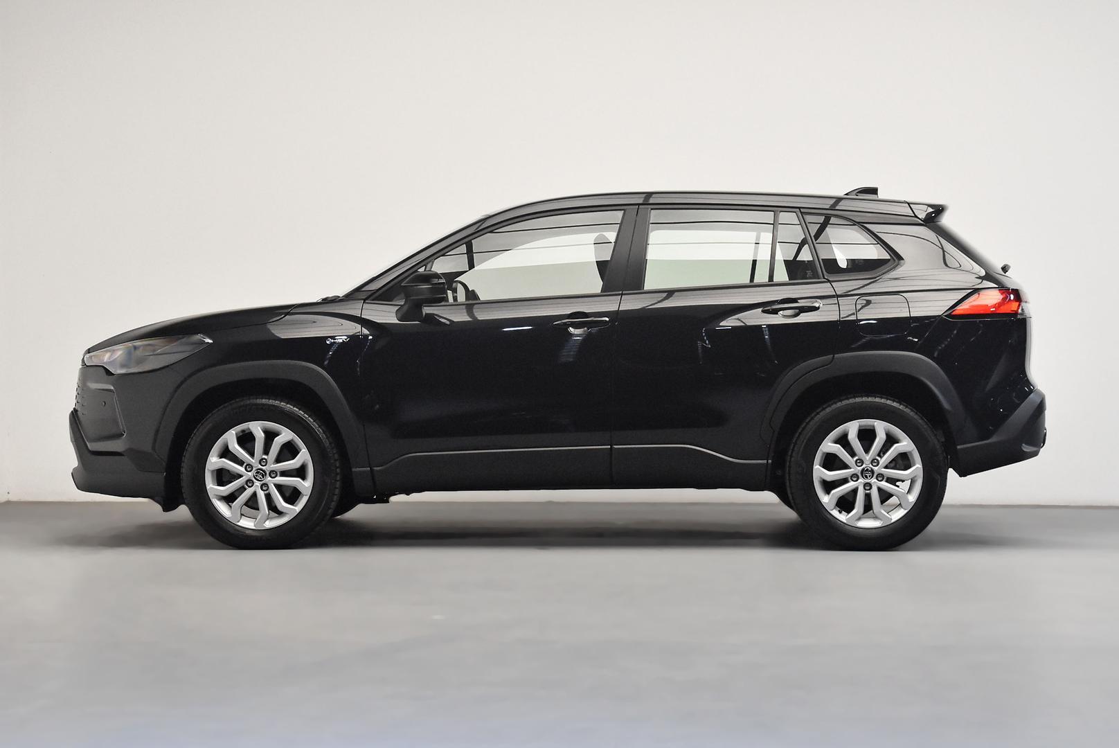 2025 Toyota Corolla Cross GX in Black