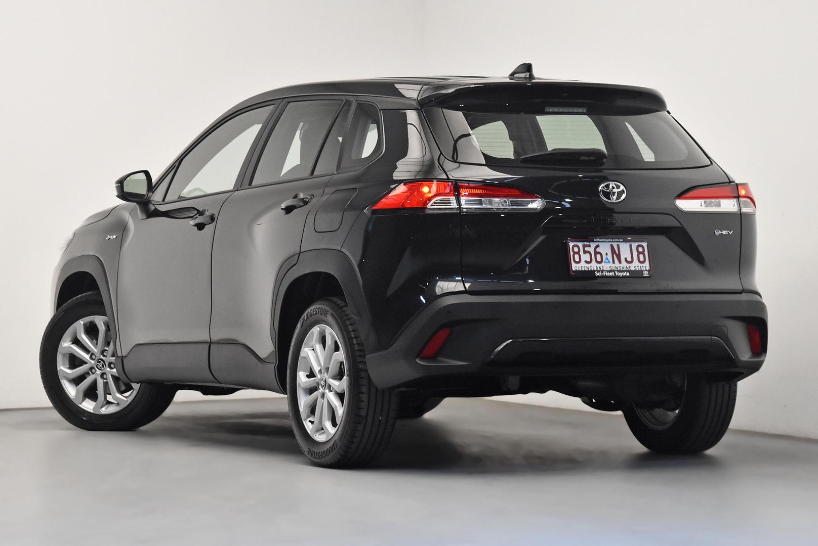 2025 Toyota Corolla Cross GX in Black
