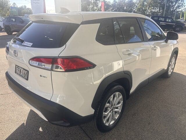 2024 Toyota Corolla Cross GX in White