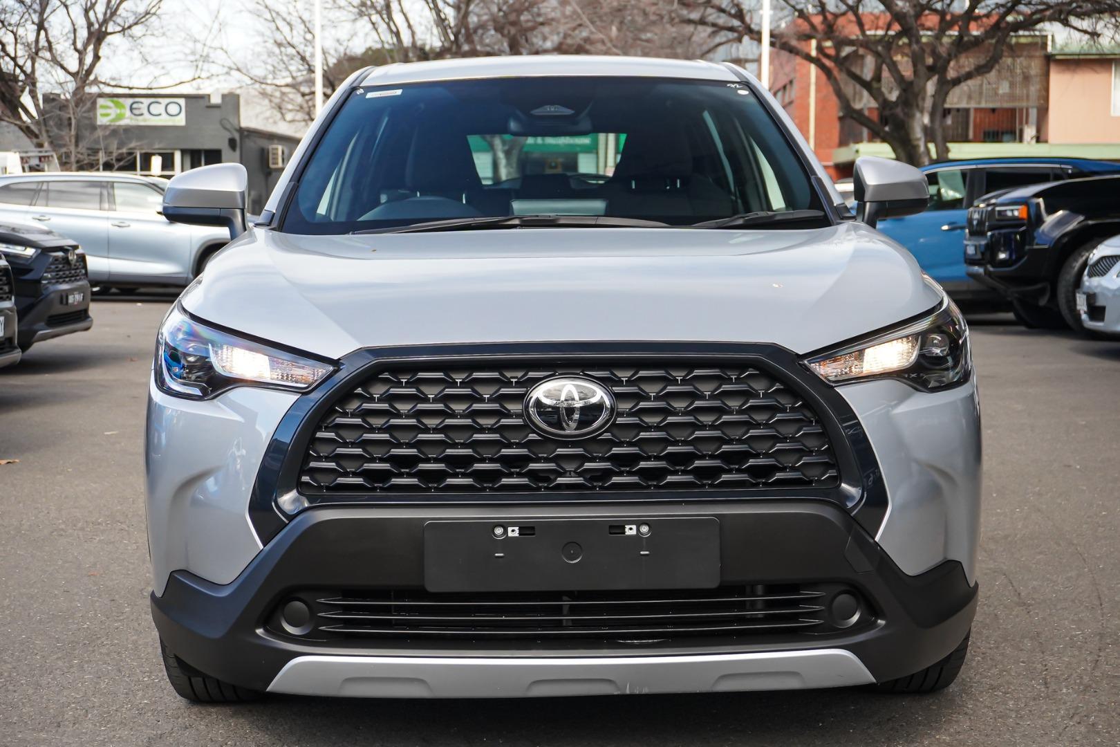 2025 Toyota Corolla Cross GX in Silver