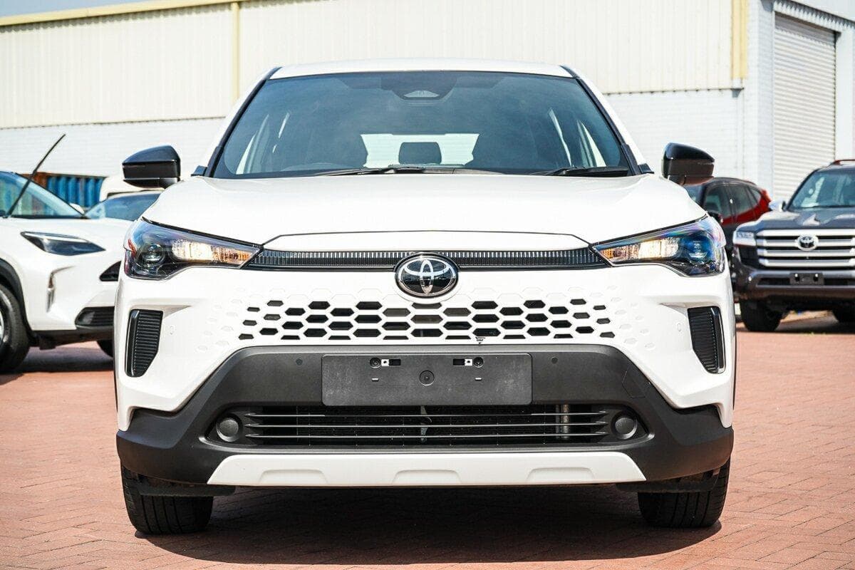 2025 Toyota Corolla Cross GX in White