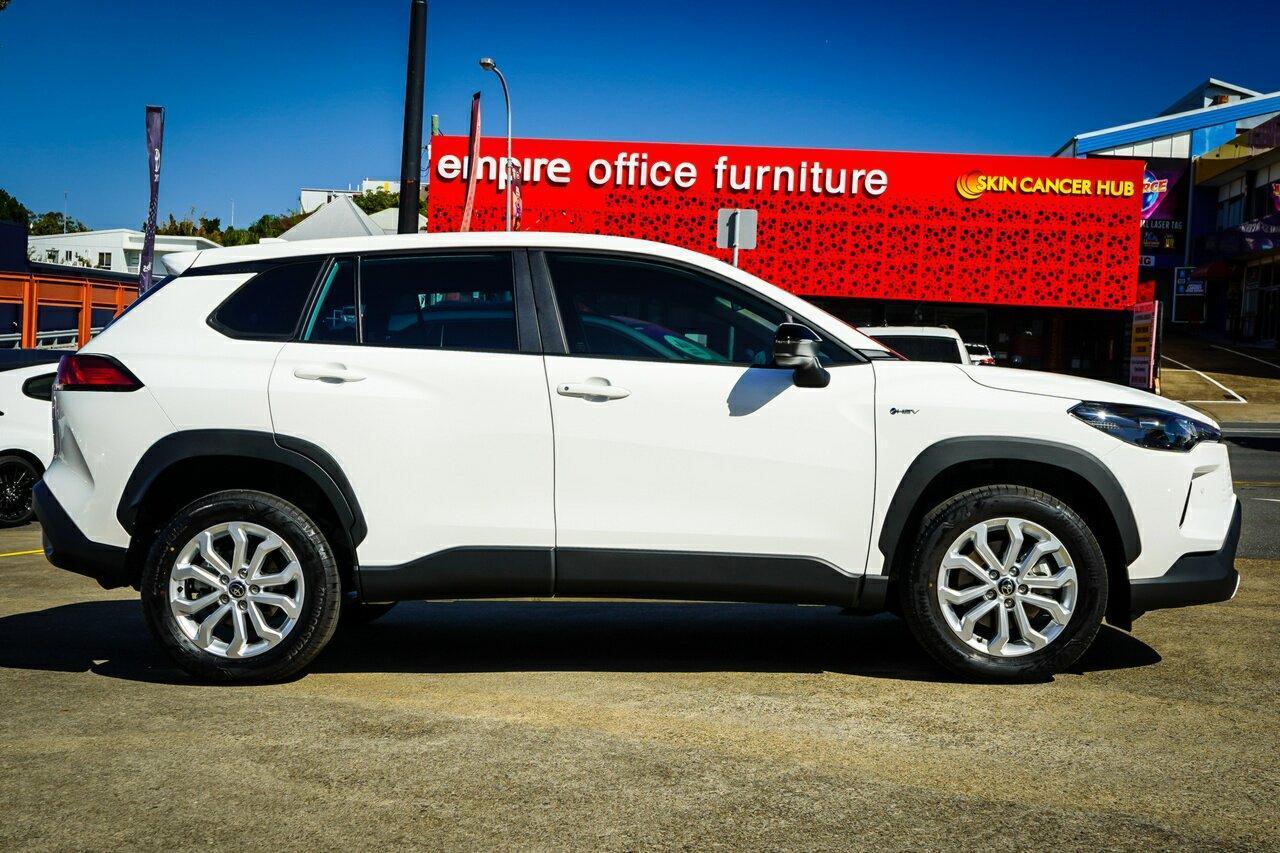 2026 Toyota Corolla Cross GX in White