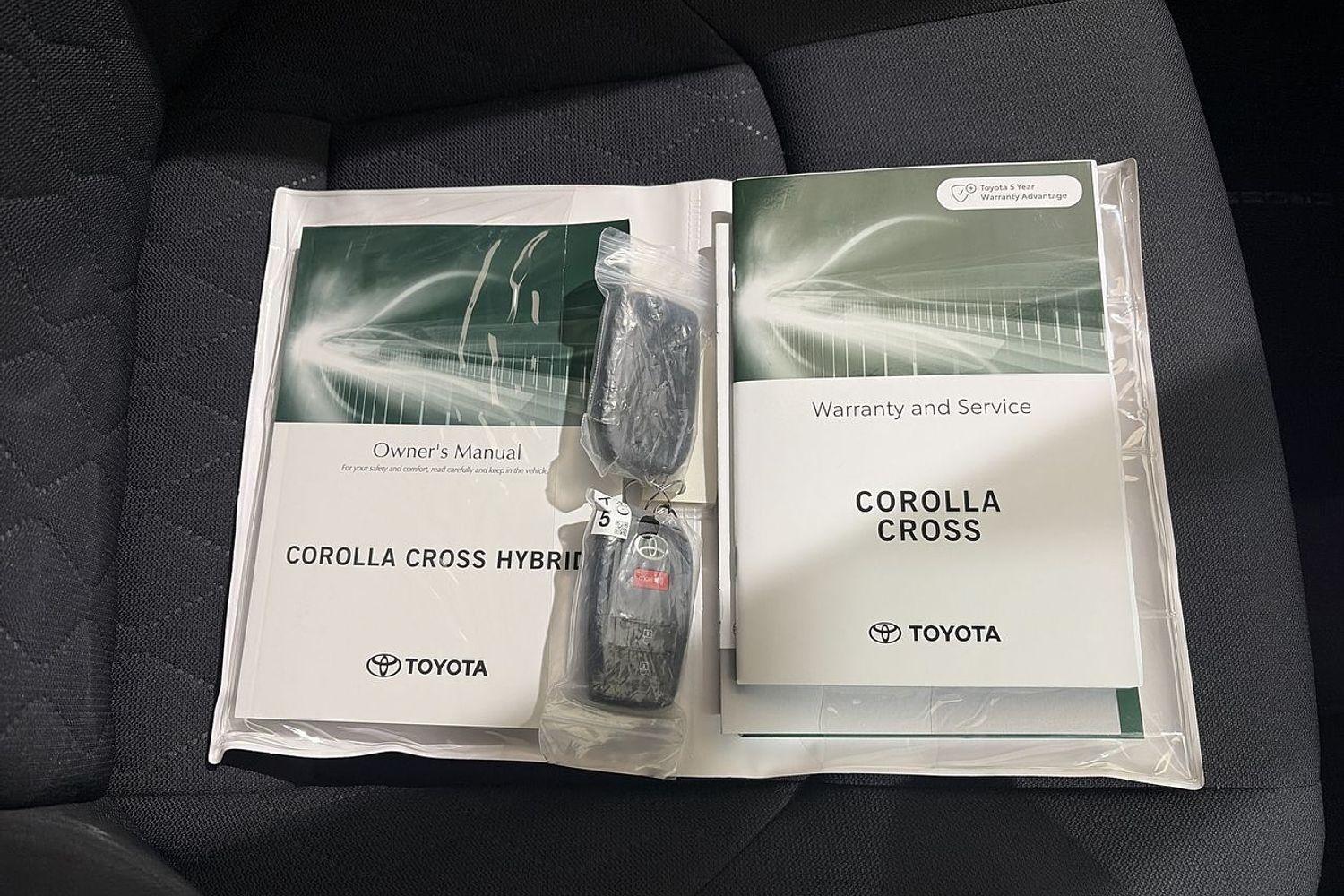 2024 Toyota Corolla Cross GX in Red
