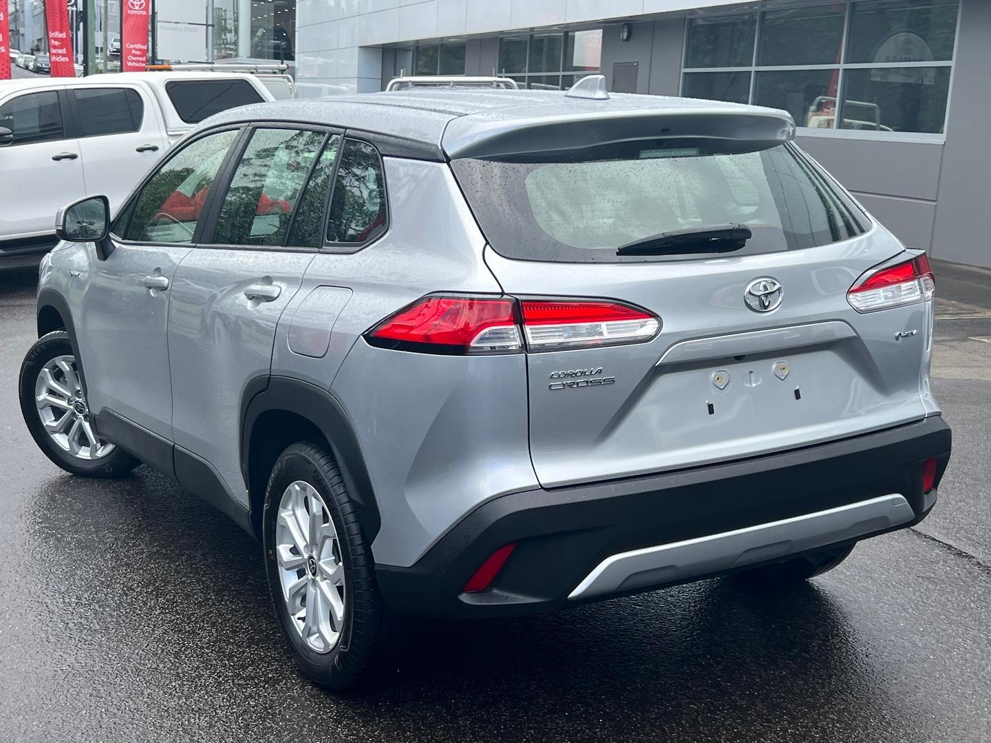 2024 Toyota Corolla Cross GX in Silver