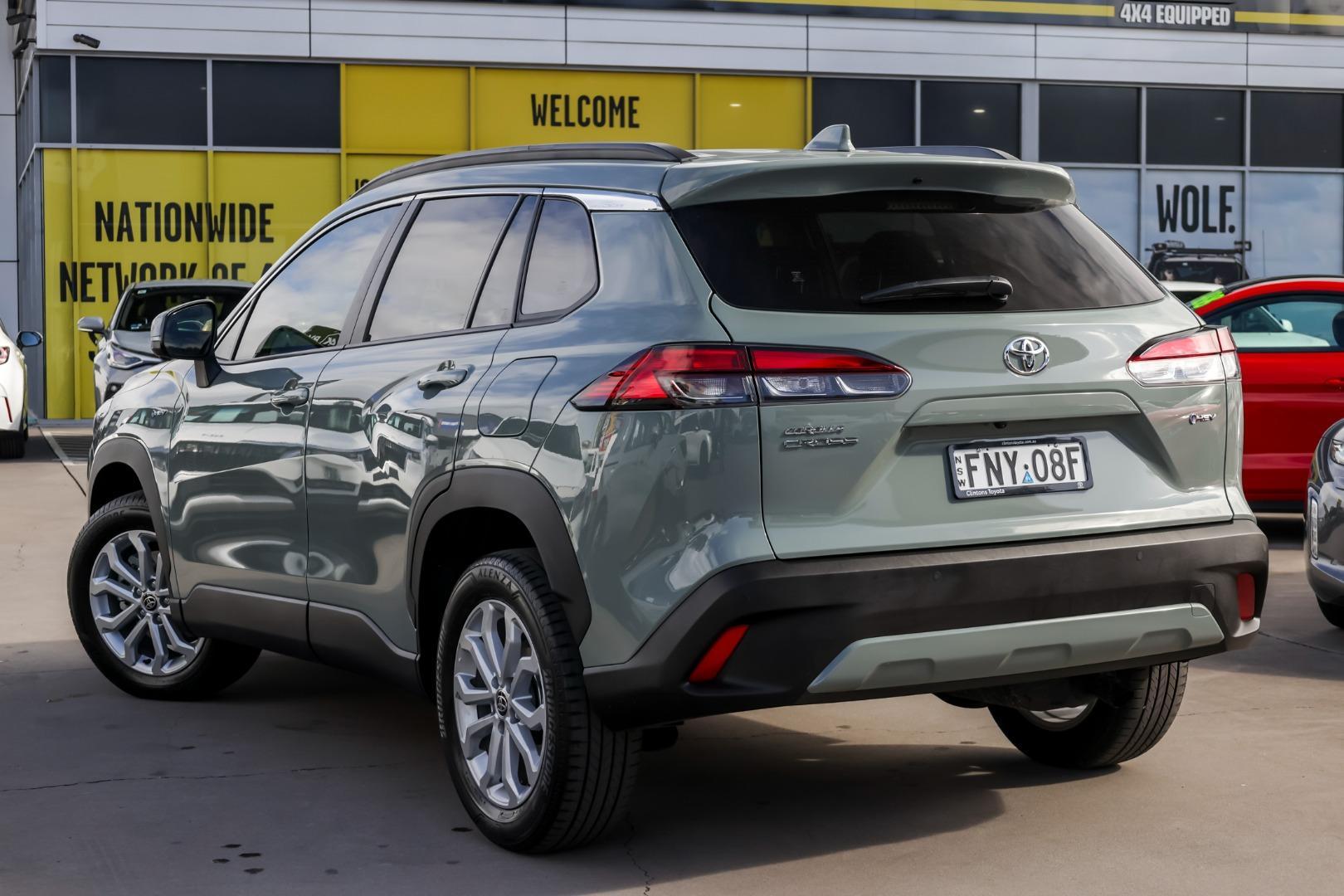 2025 Toyota Corolla Cross GXL in Green