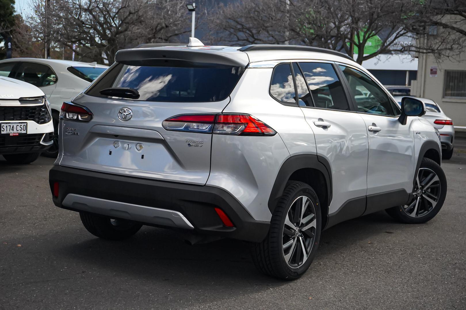 2025 Toyota Corolla Cross Atmos 2WD in Silver