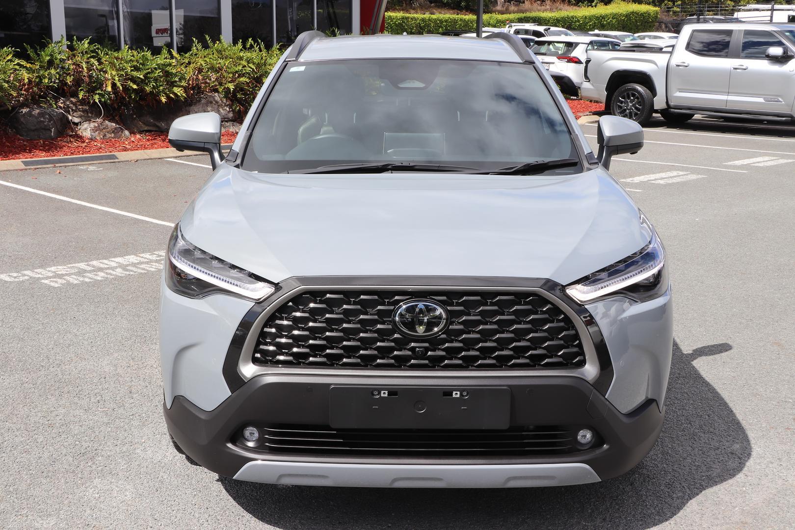 2025 Toyota Corolla Cross GXL in Grey