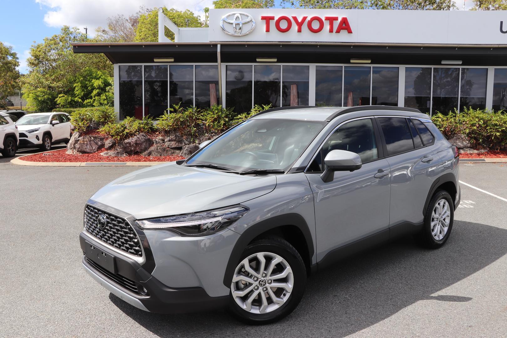 2025 Toyota Corolla Cross GXL in Grey