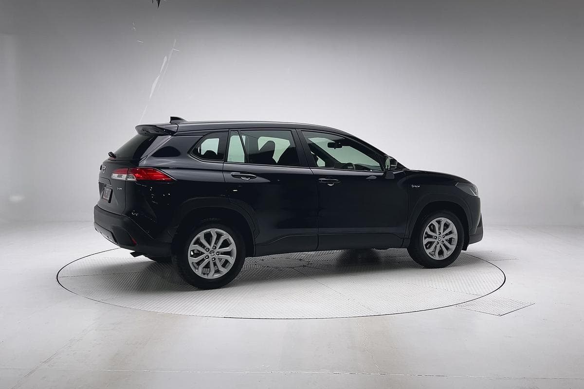 2025 Toyota Corolla Cross GX in Black