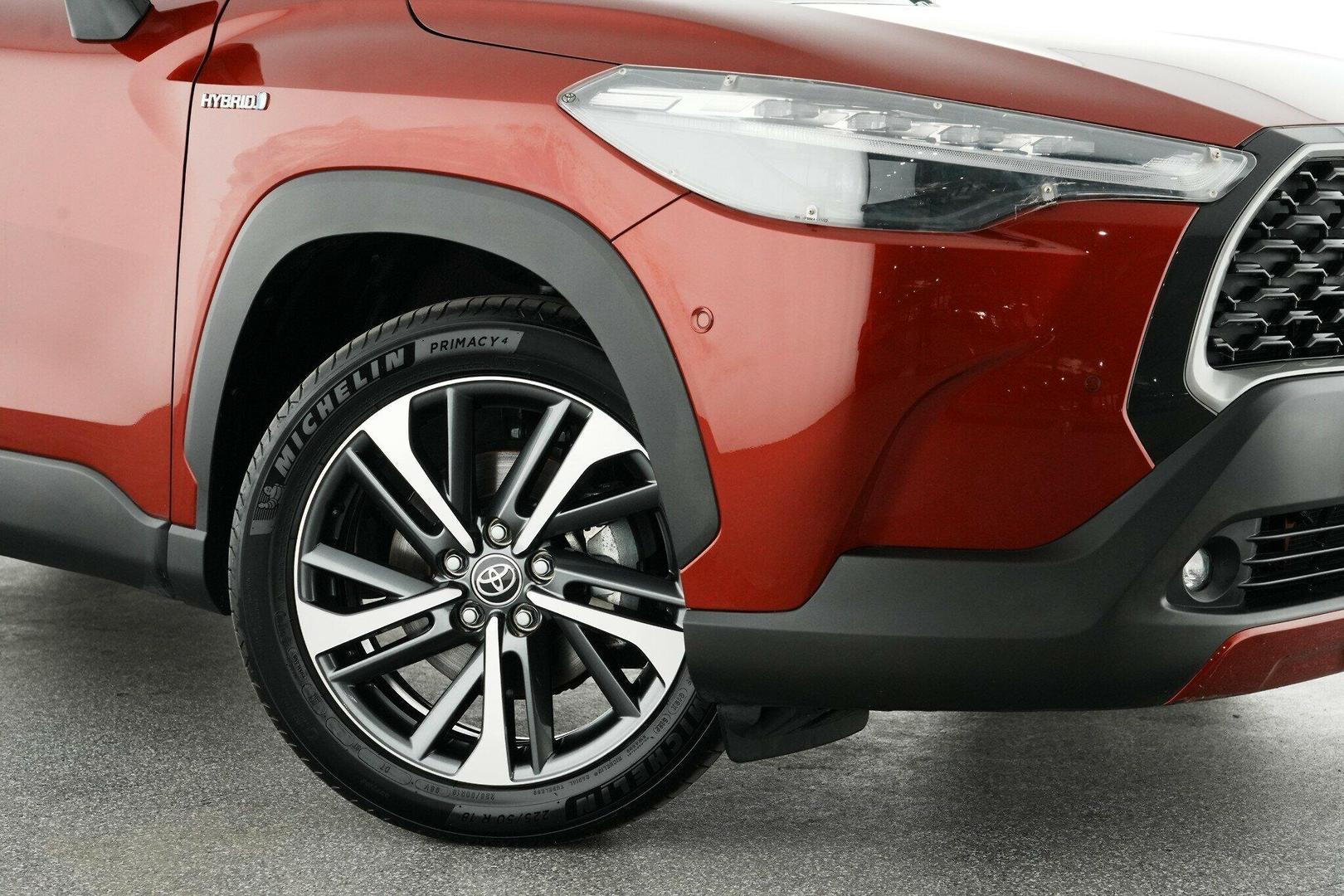 2023 Toyota Corolla Cross Atmos in Red