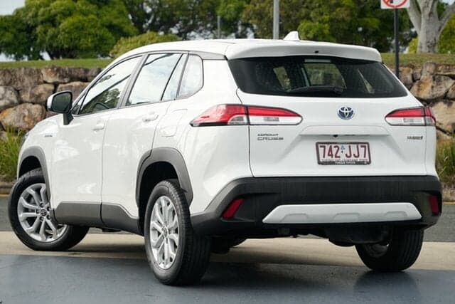 2024 Toyota Corolla Cross GX in White