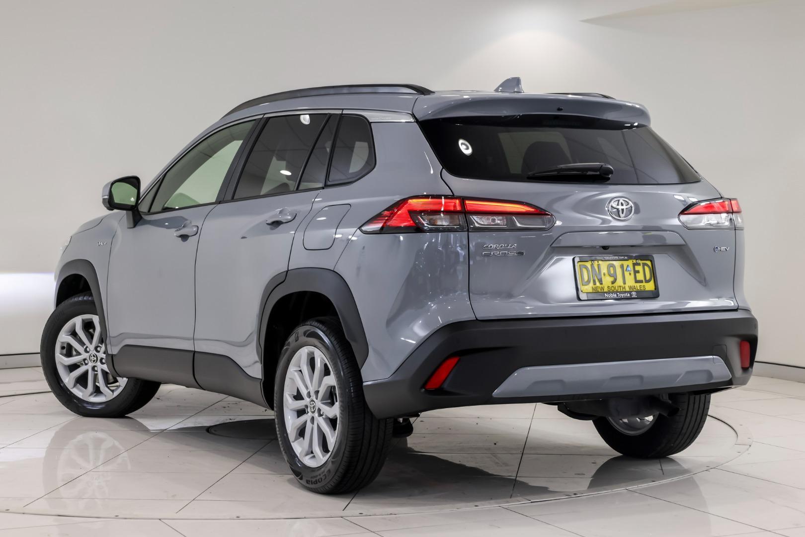 2025 Toyota Corolla Cross GXL in Grey