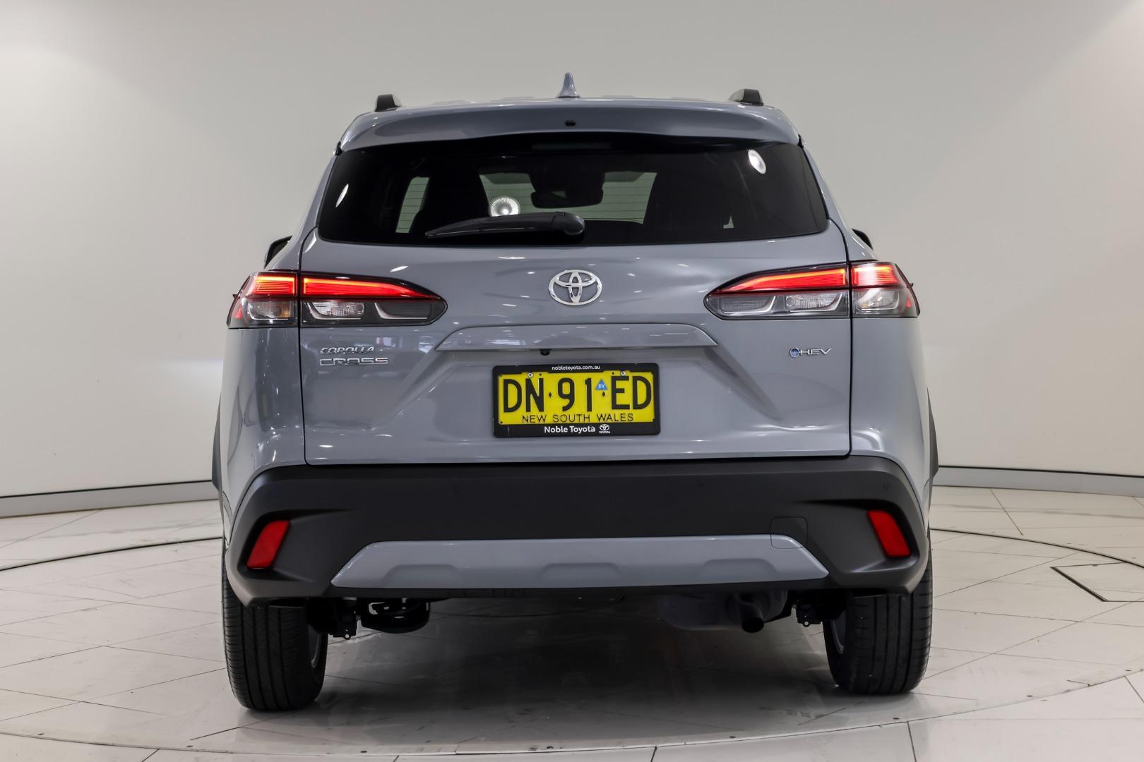 2025 Toyota Corolla Cross GXL in Grey