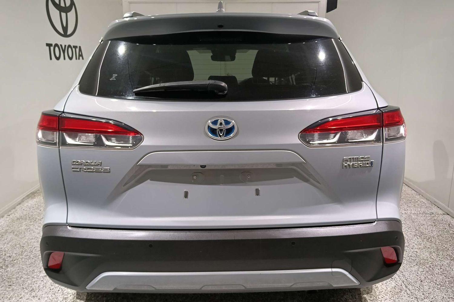 2023 Toyota Corolla Cross Atmos 2WD in Grey