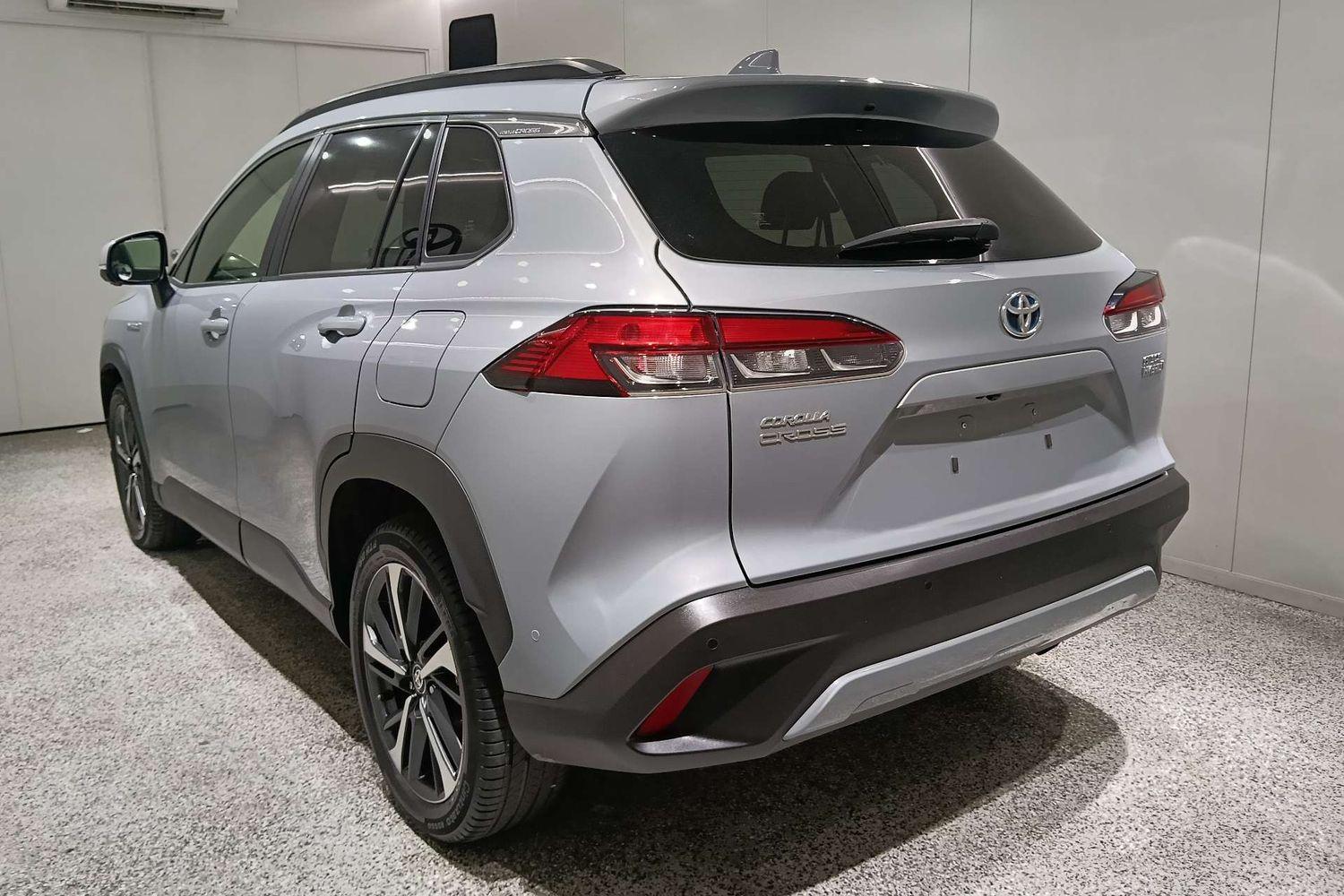 2023 Toyota Corolla Cross Atmos 2WD in Grey