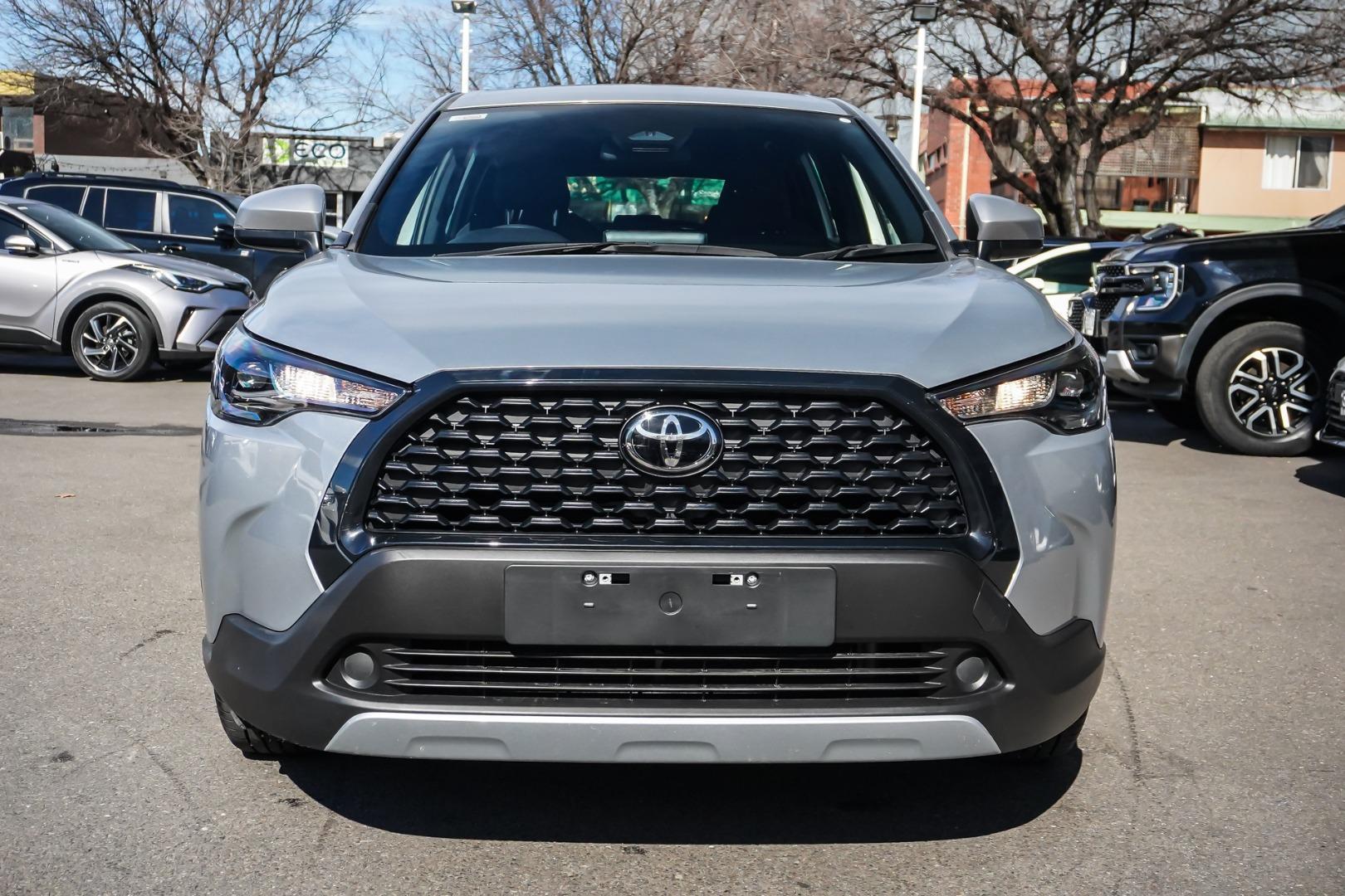 2025 Toyota Corolla Cross GX in Silver