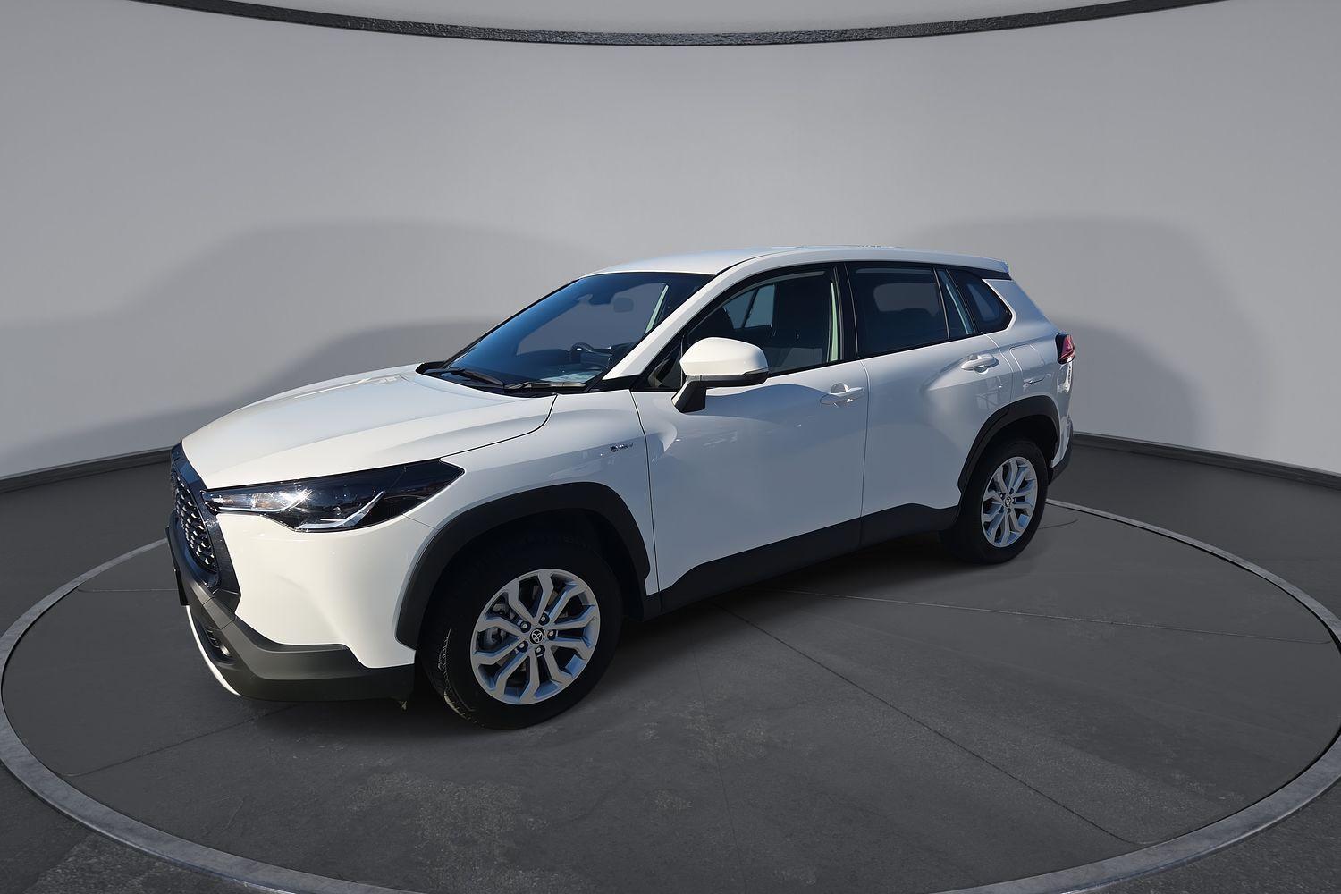 2025 Toyota Corolla Cross GX in White