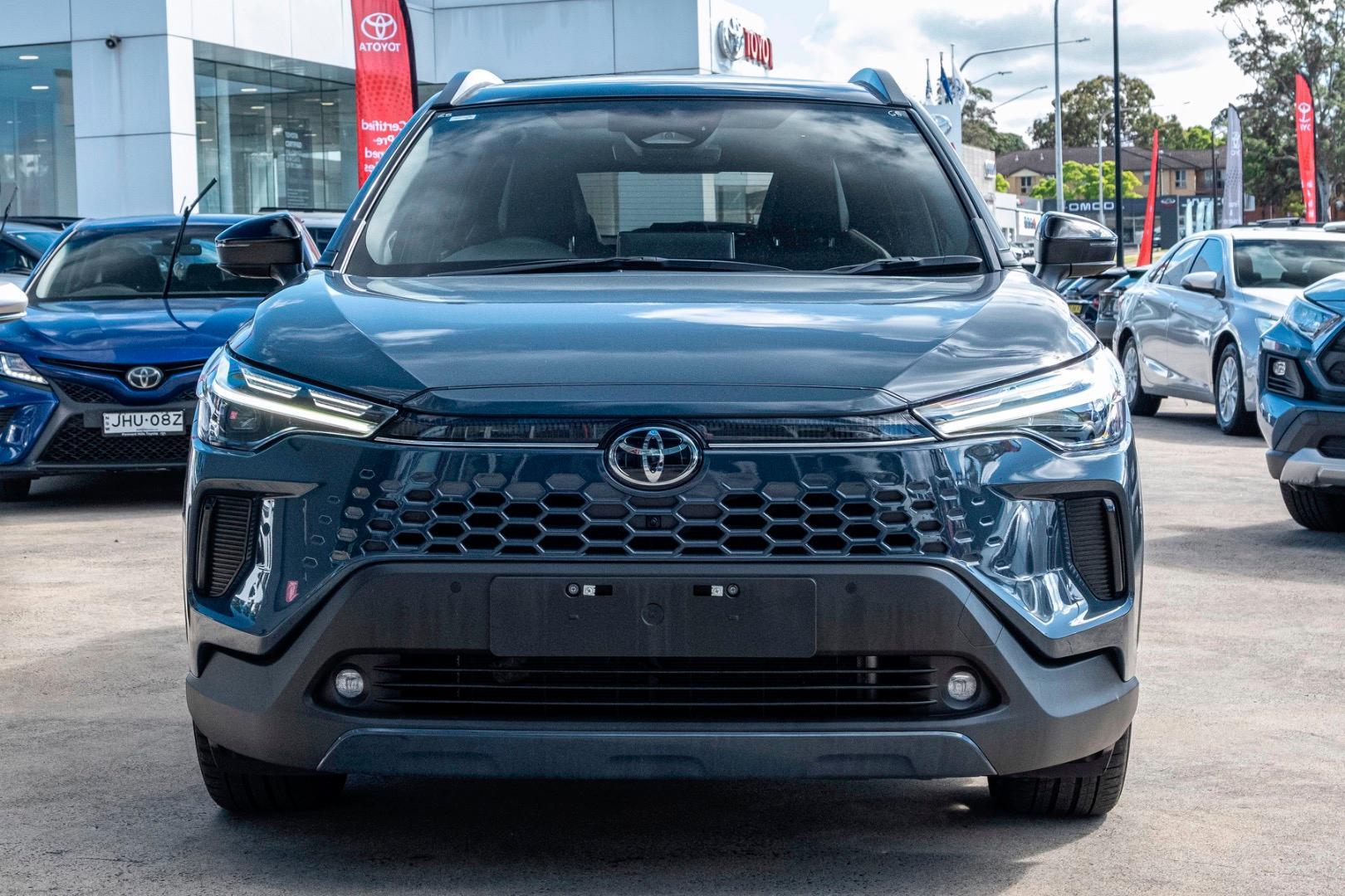 2025 Toyota Corolla Cross Atmos 2WD in Grey