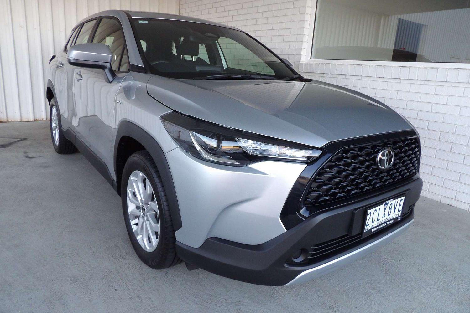 2025 Toyota Corolla Cross GX in Silver