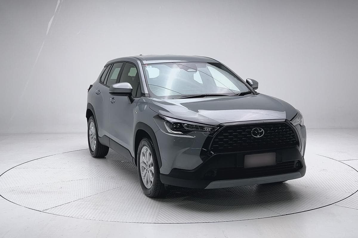 2025 Toyota Corolla Cross GX in Grey