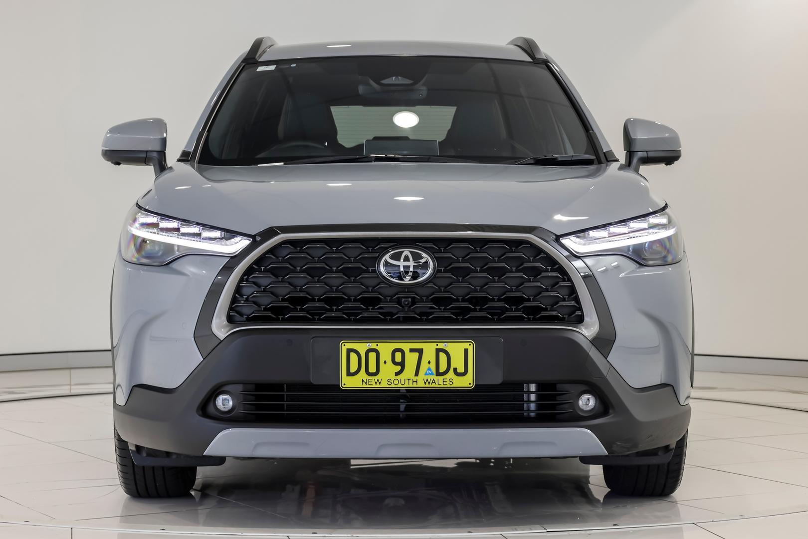 2025 Toyota Corolla Cross GXL in Grey