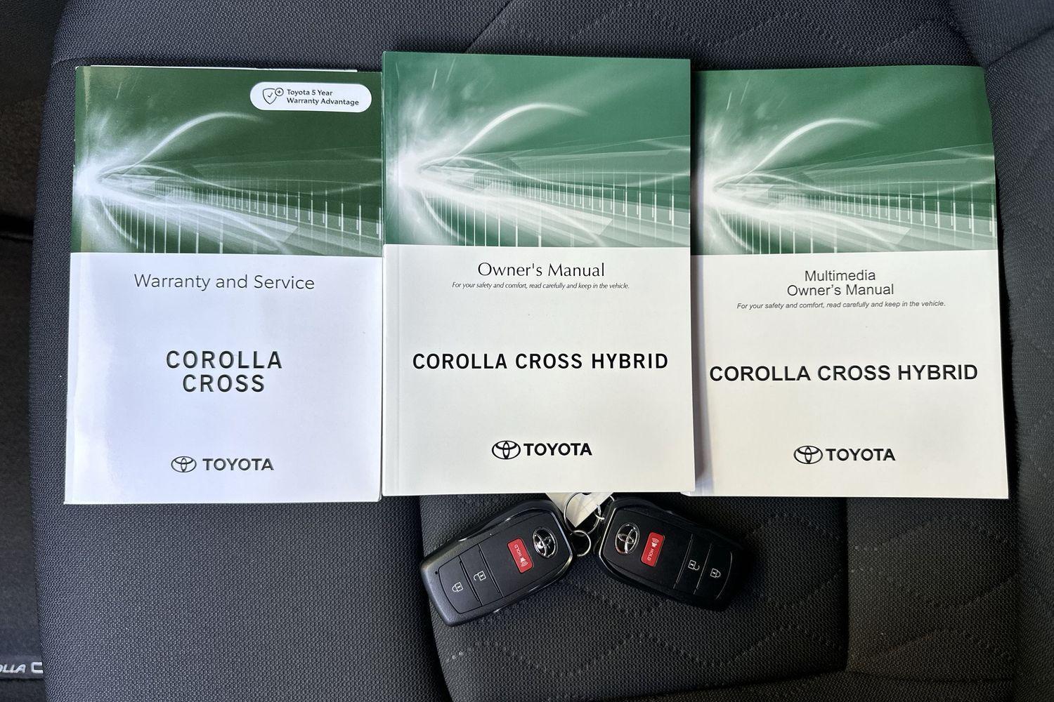 2025 Toyota Corolla Cross GX in Black