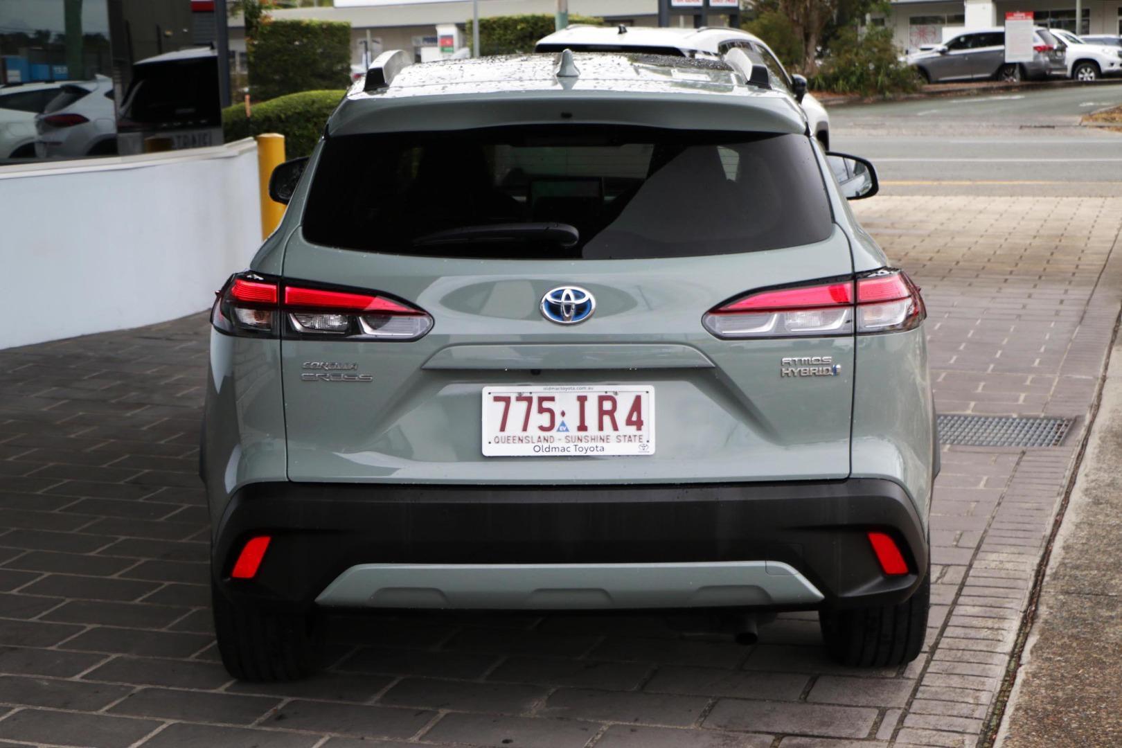 2023 Toyota Corolla Cross Atmos 2WD in Green