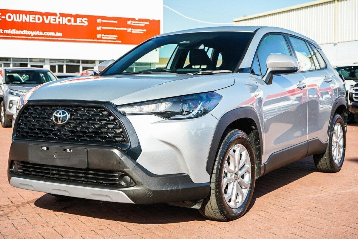 2025 Toyota Corolla Cross GX in Silver