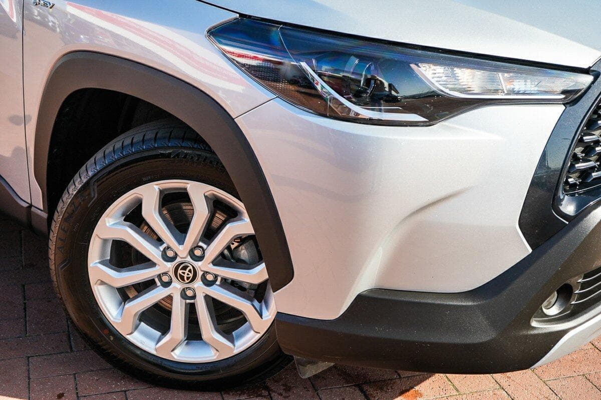 2025 Toyota Corolla Cross GX in Silver