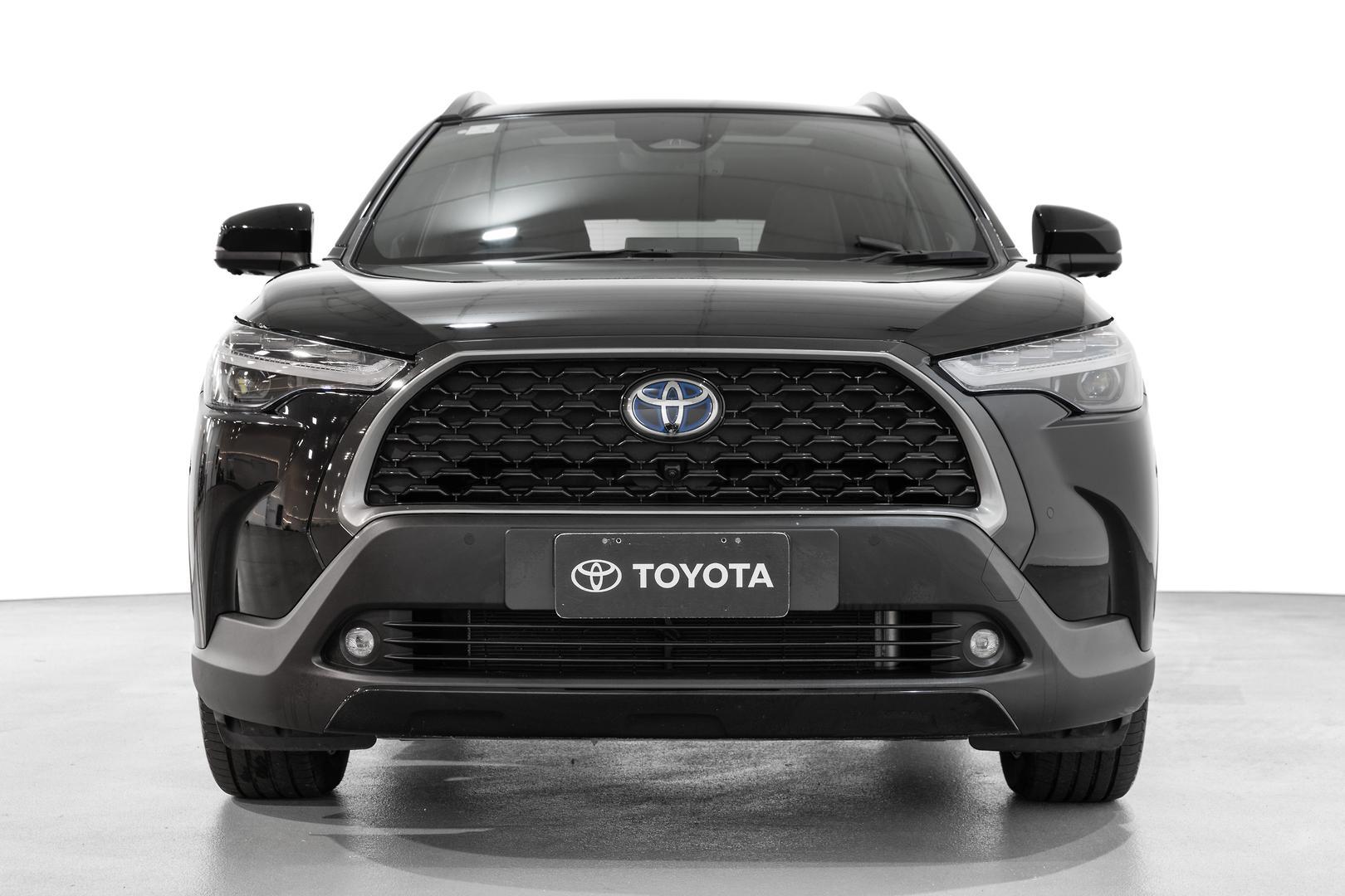 2023 Toyota Corolla Cross Atmos 2WD in Black