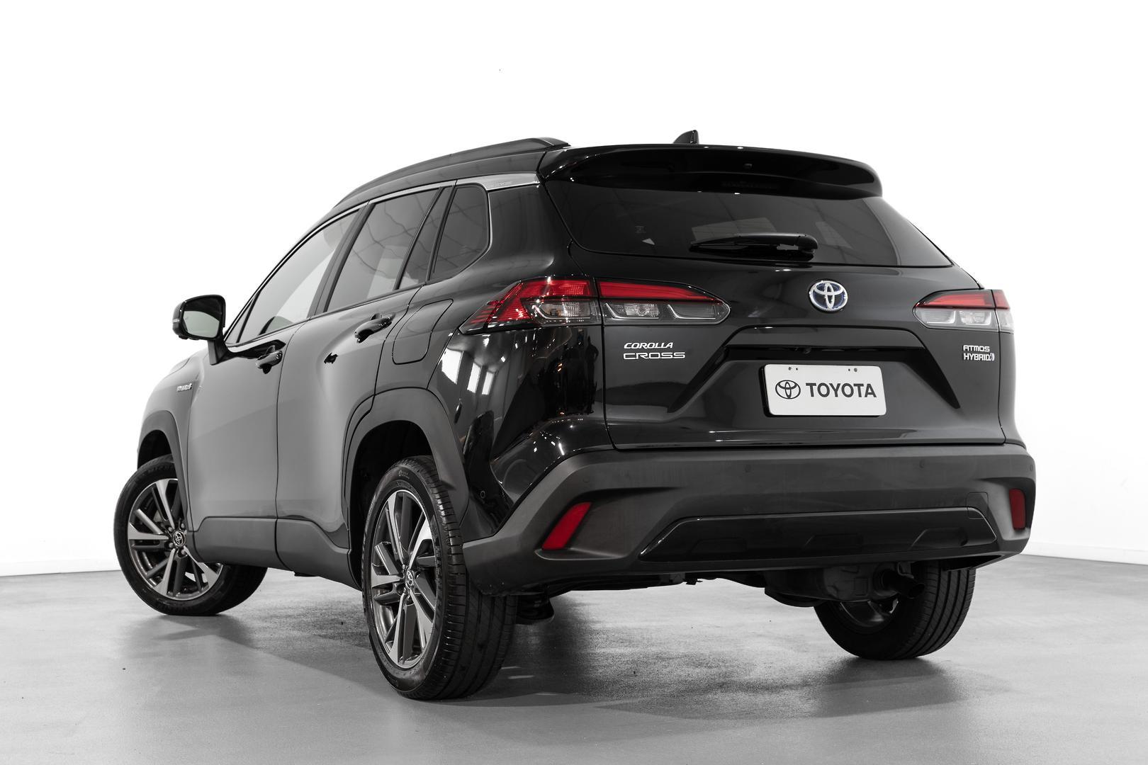 2023 Toyota Corolla Cross Atmos 2WD in Black