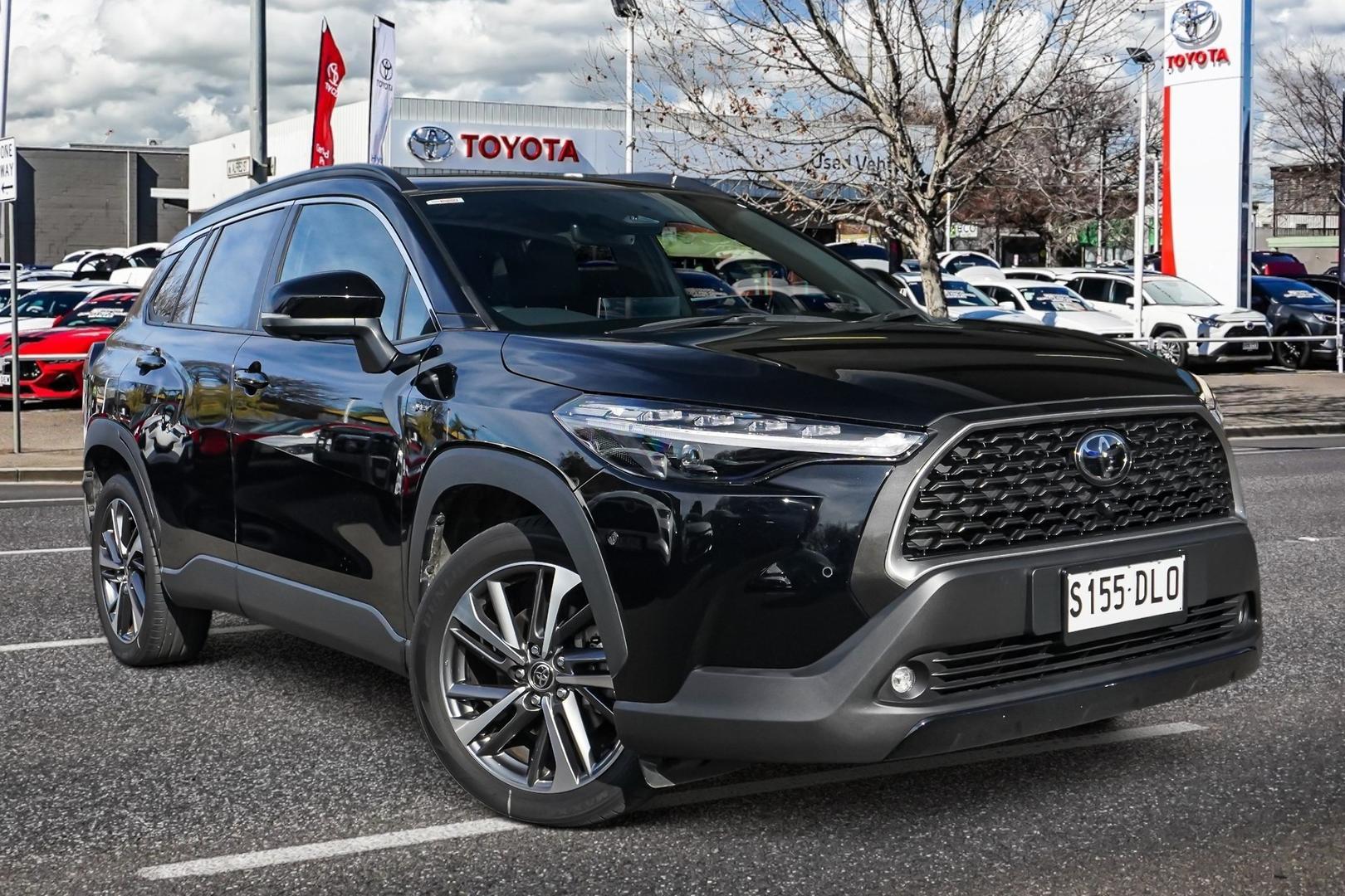 2025 Toyota Corolla Cross Atmos 2WD in Black
