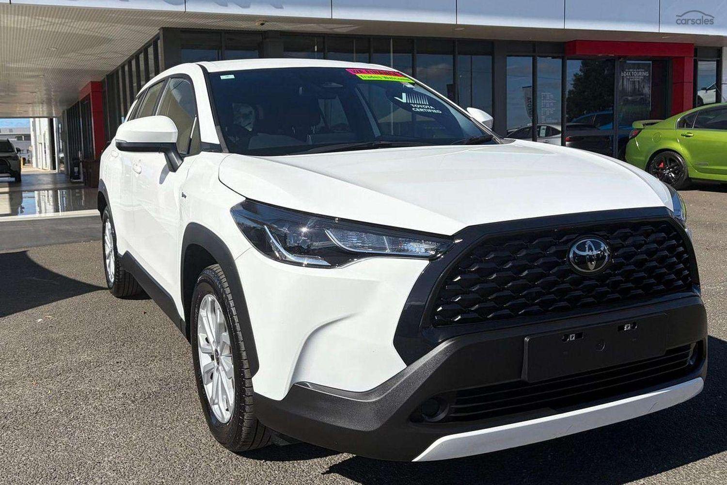 2025 Toyota Corolla Cross GX in White