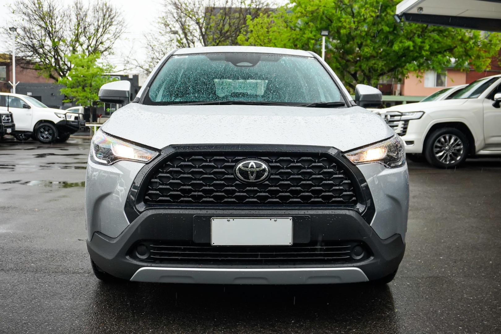 2025 Toyota Corolla Cross GX in Silver
