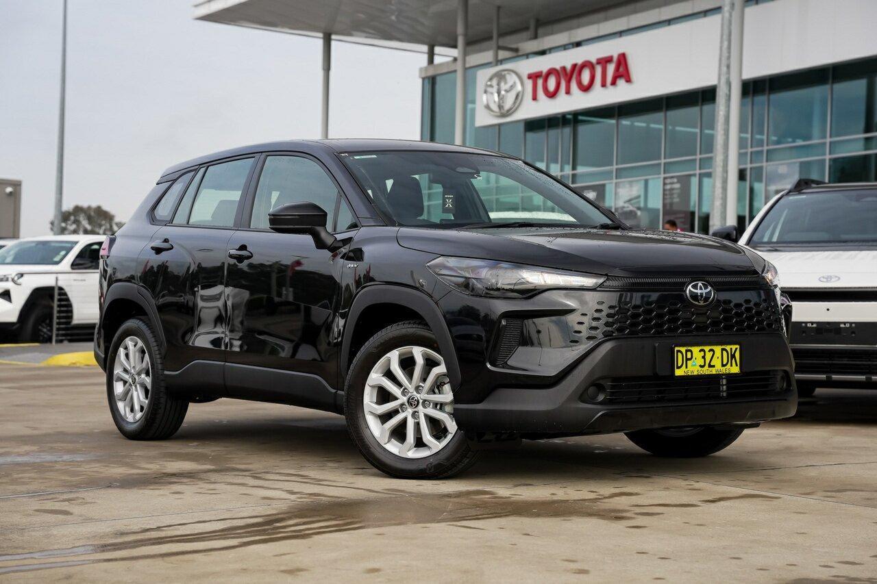 2025 Toyota Corolla Cross GX in Black