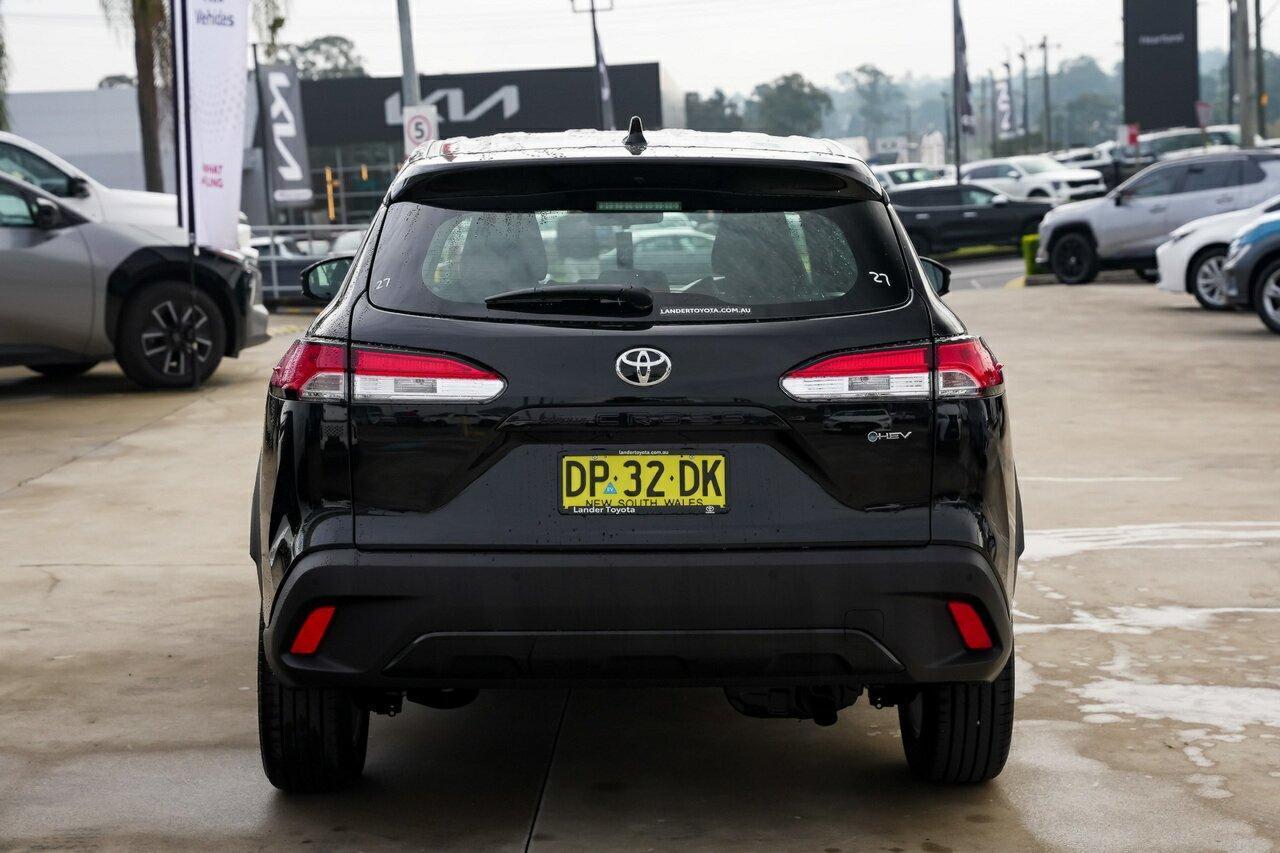 2025 Toyota Corolla Cross GX in Black