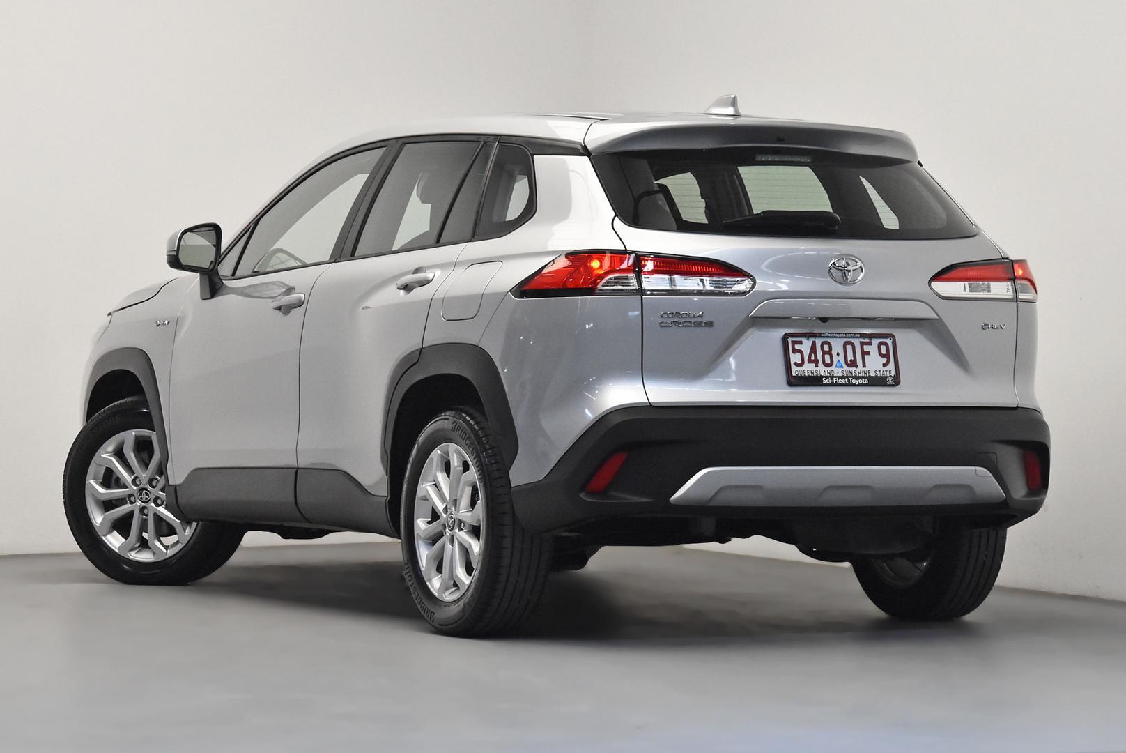 2025 Toyota Corolla Cross GX in Silver
