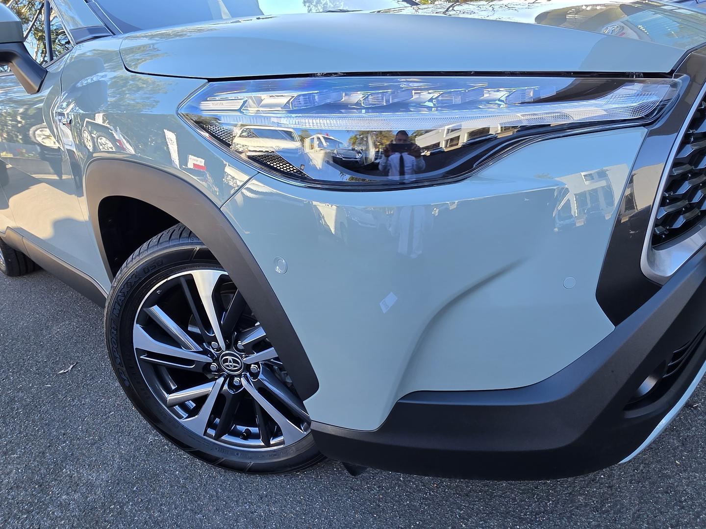 2025 Toyota Corolla Cross Atmos 2WD in Green
