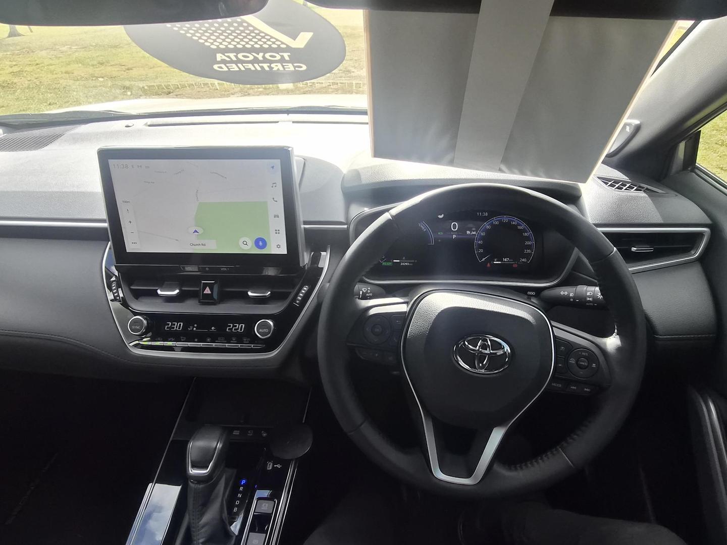 2025 Toyota Corolla Cross Atmos 2WD in Silver