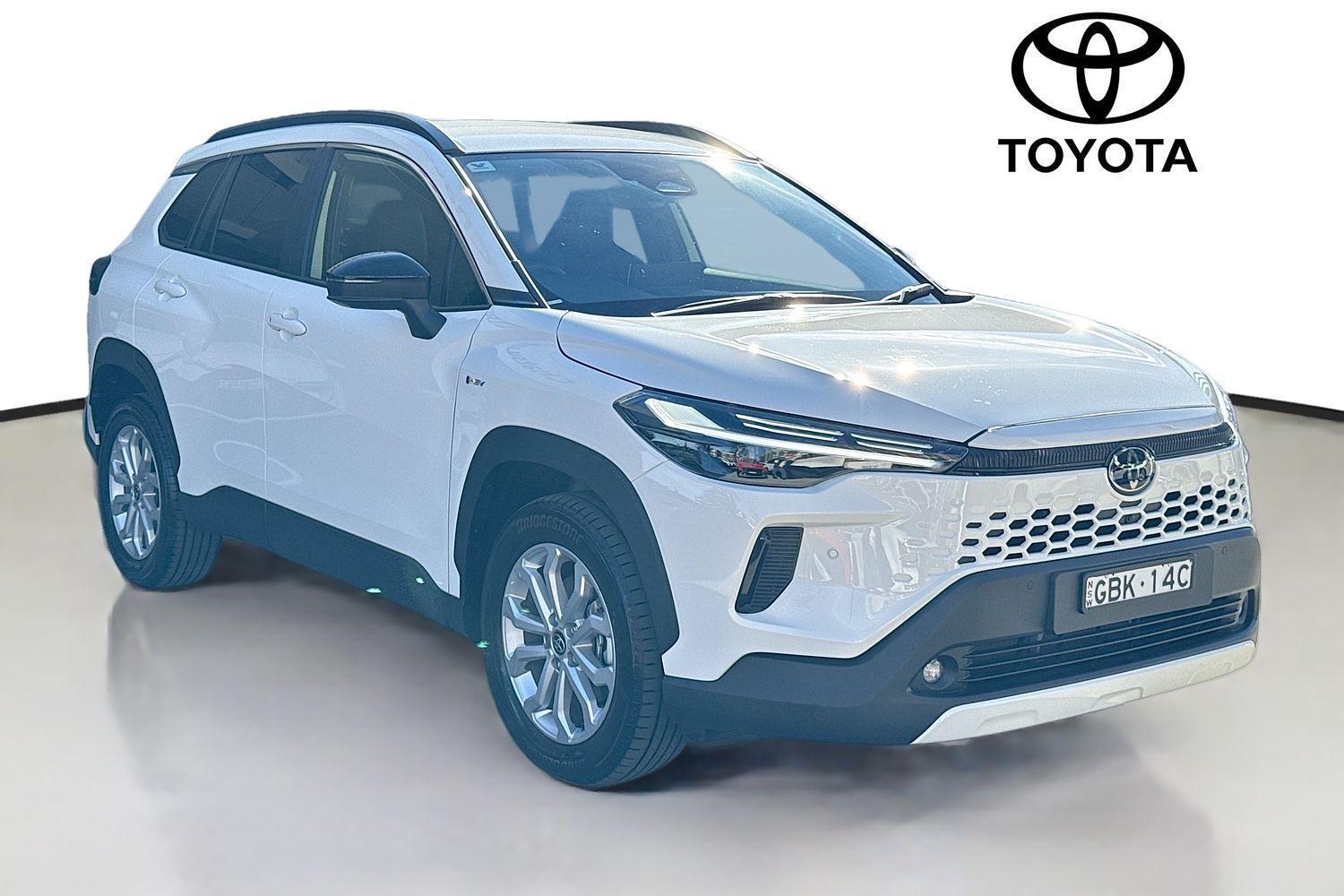 2026 Toyota Corolla Cross GXL in White