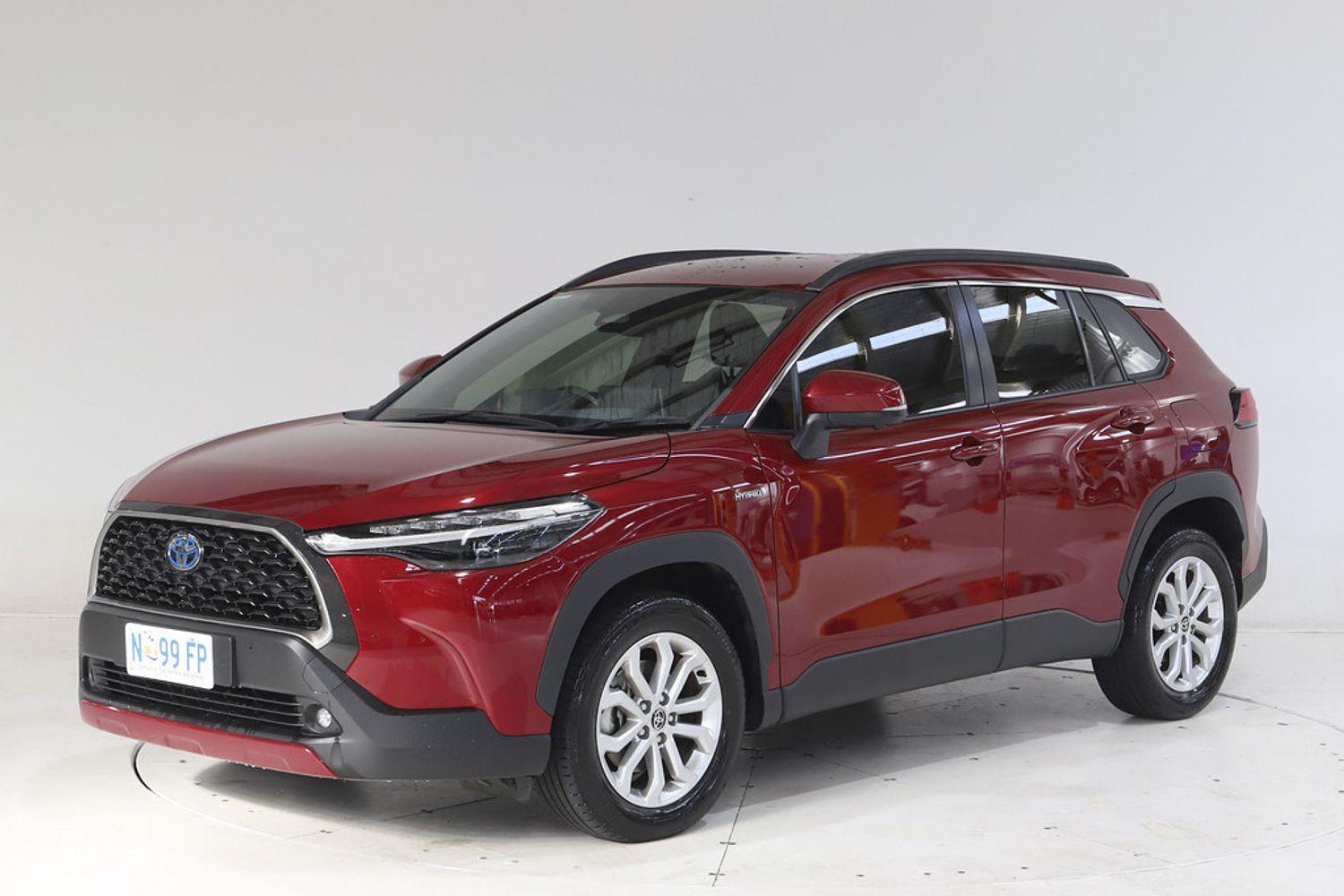 2022 Toyota Corolla Cross GXL in Red