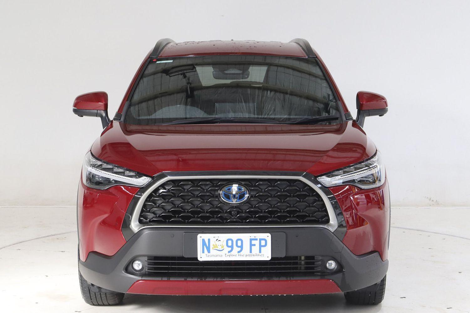 2022 Toyota Corolla Cross GXL in Red