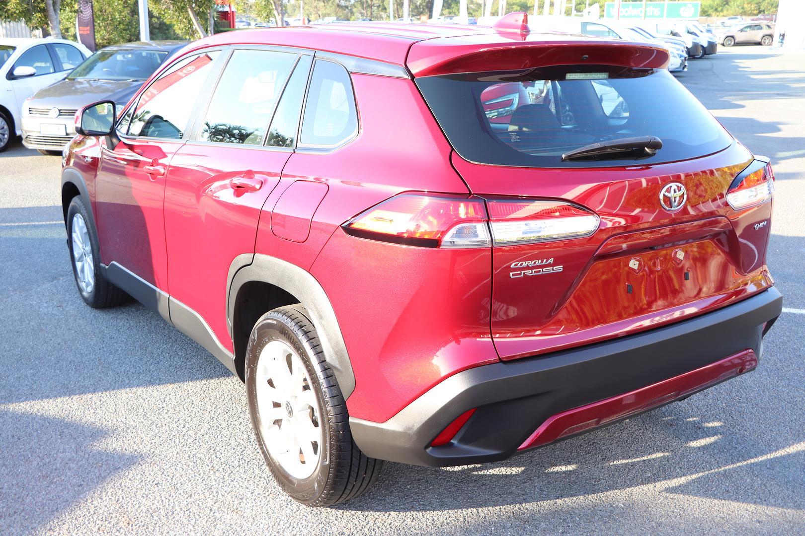 2024 Toyota Corolla Cross GX in Red